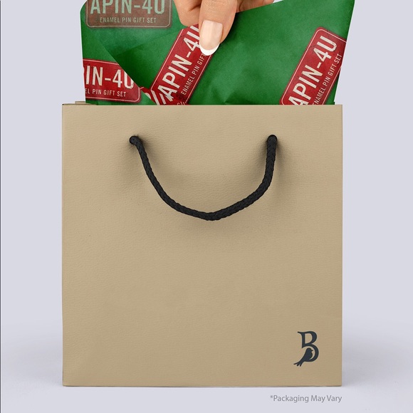 3 Pin Christmas Enamel Pin Gift Set Holiday Pins - Picture 10 of 11